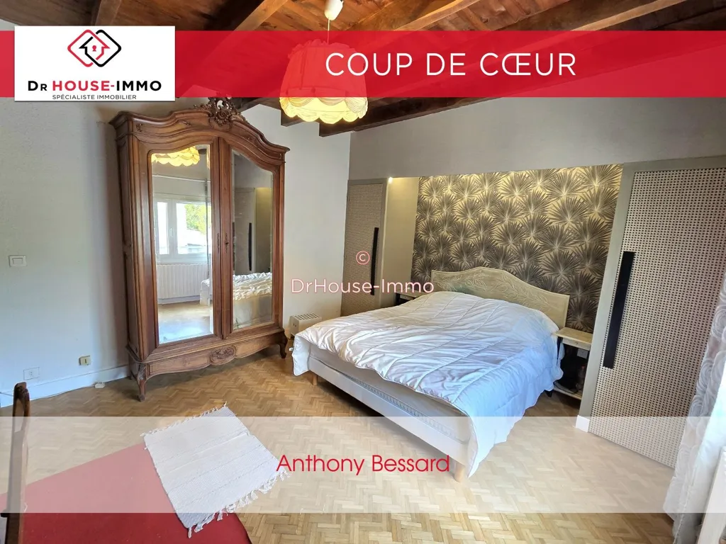 Maison 8 pièces à Vendat