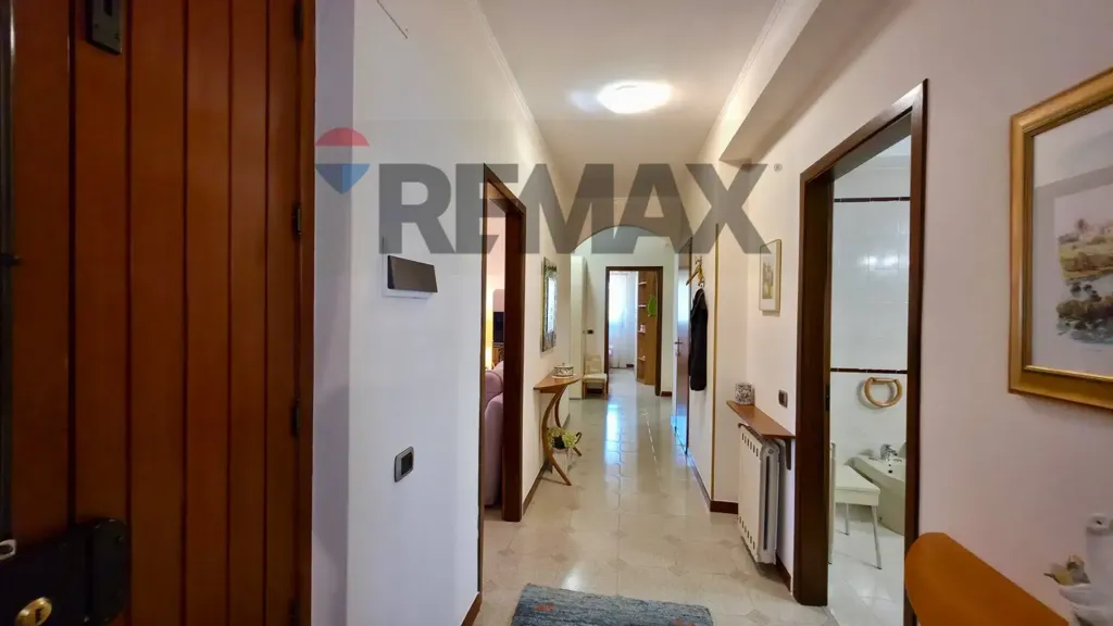 hallway_entrance