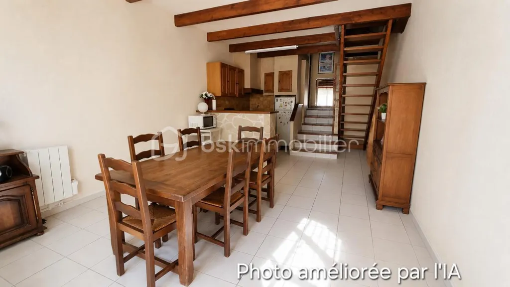 Söögituba - Duplex Flat with Mezzanine in Sète