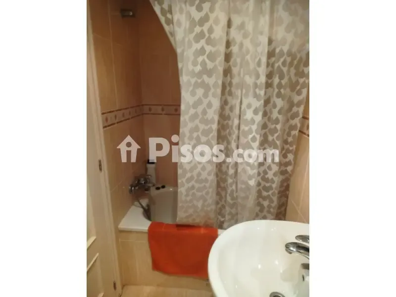 Vannitoad - Duplex with Balcony and Pool in Sagunto
