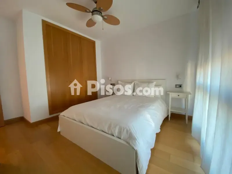 Magamistoad - 1-Bed Apartment with Balcony in Jerez