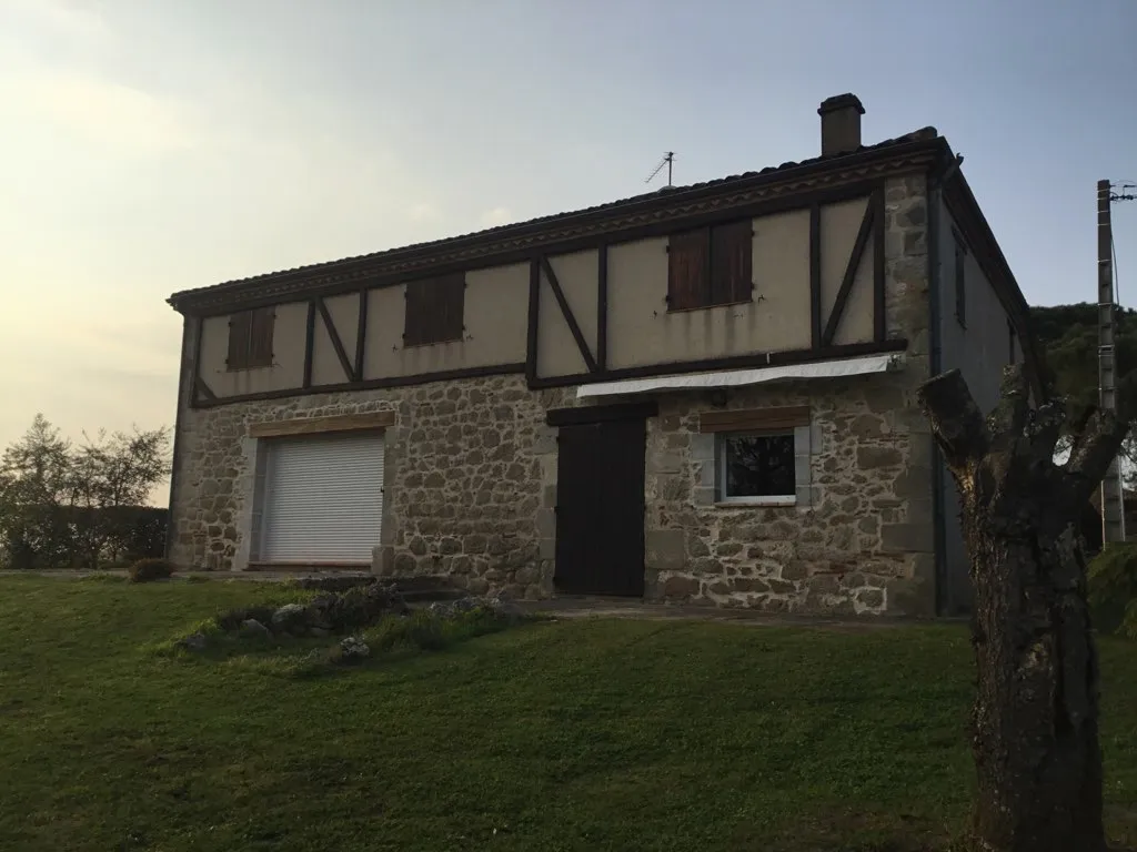 Esterno - Rustic Stone House with Garden in Maison