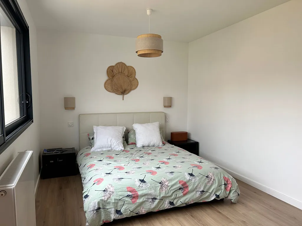 Chambres - Maison Meublée avec Garage à Mareil Marly