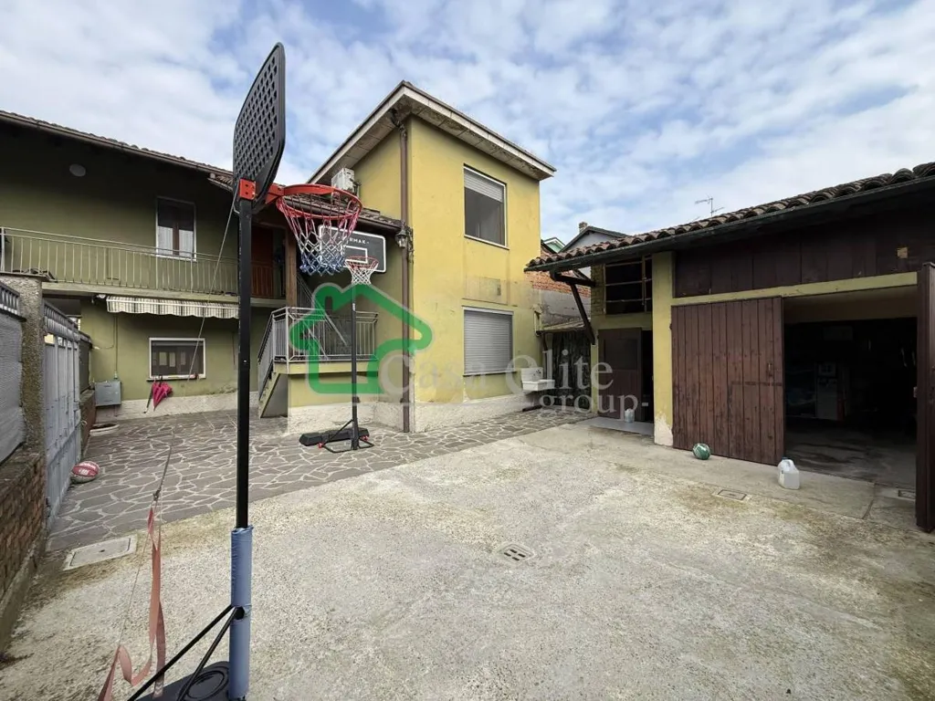 Jardin - Bifamiliar Villa with Private Garden in Secugnago
