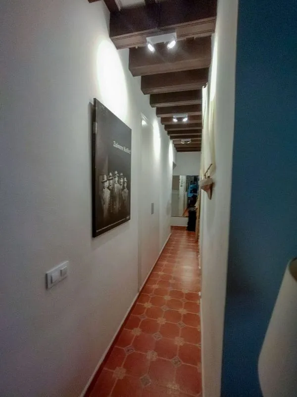 hallway_entrance