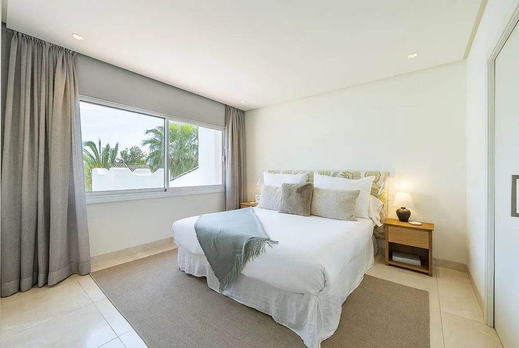 Magamistoad - Duplex with Pool in Marbella's Golden Mile