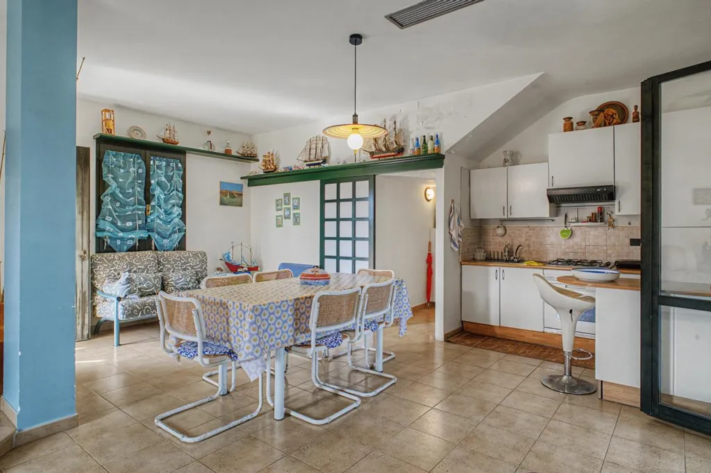 Salle à manger - Villa with Balcony in Bernalda Centre