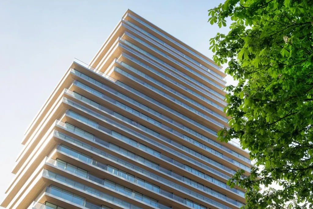 Extérieur - Four-Bedroom Apartment with Balcony in Rotterdam