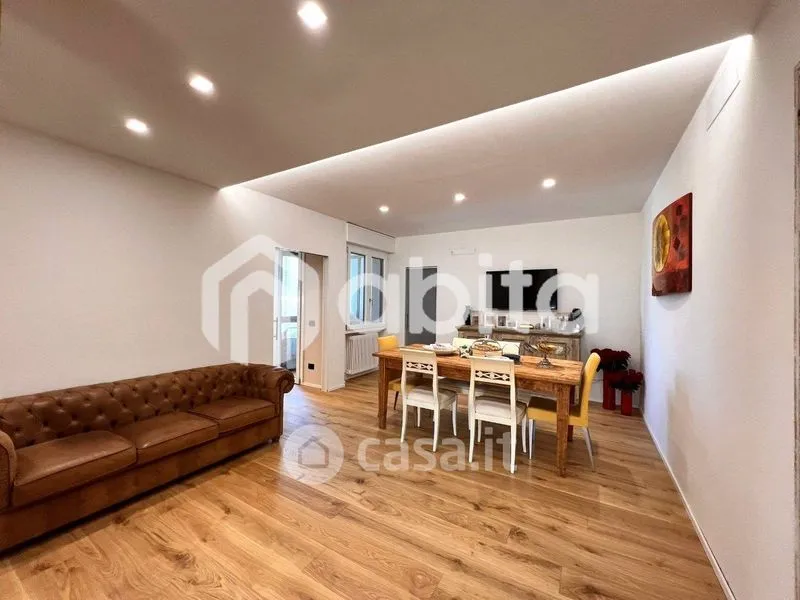 Soggiorno - Fully Rented Apartment with Balcony in Montevarchi