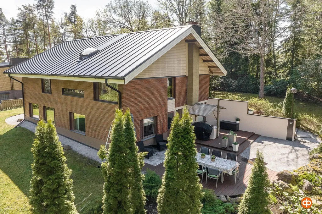 Vista aerea - Architectural House with Garden in Halikko