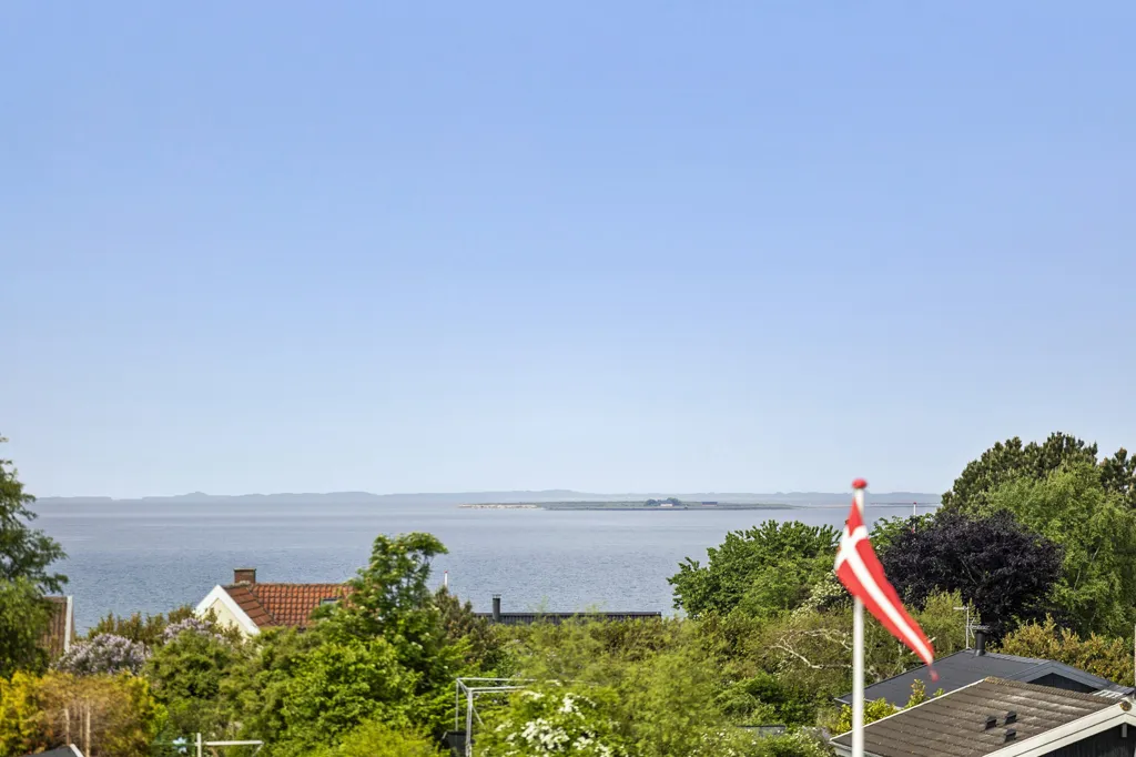 Jardin - Summerhouse with Beach Access in Drøsselbjerg