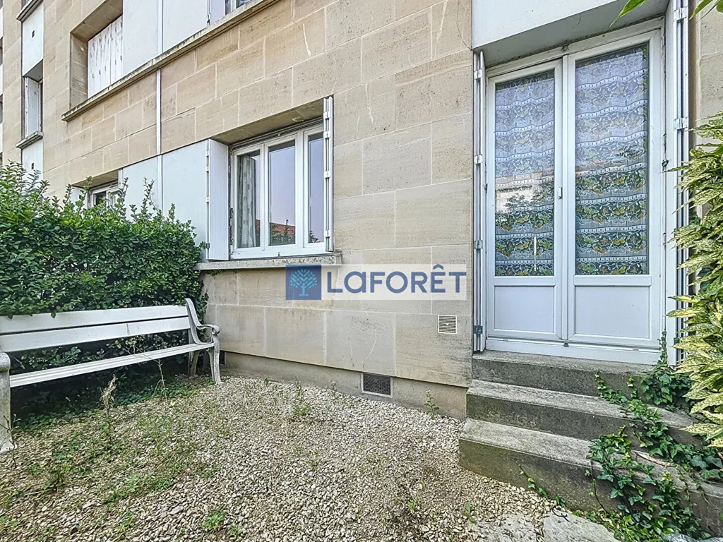 Exterior - Garden Apartment with Balcony in Saint-Dizier
