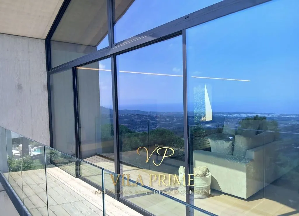 Balcon - Luxury Villa with Sea Views in Cabrils