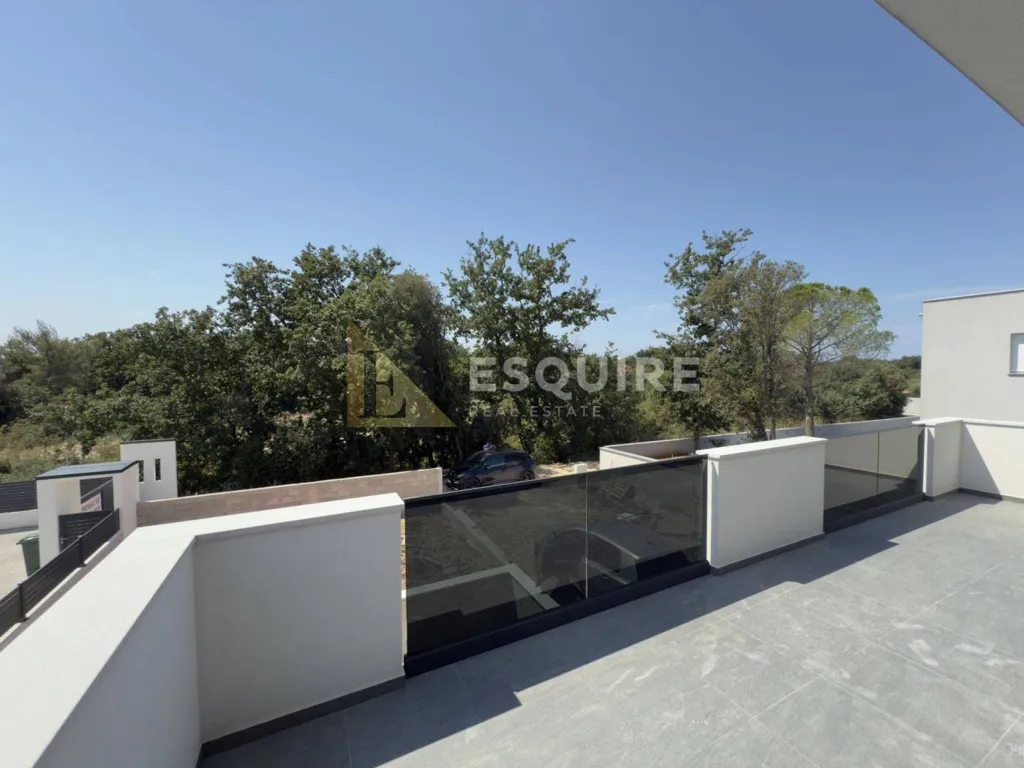 Terrazza - Luxury Villa with Heated Pool in Zaton, Nin