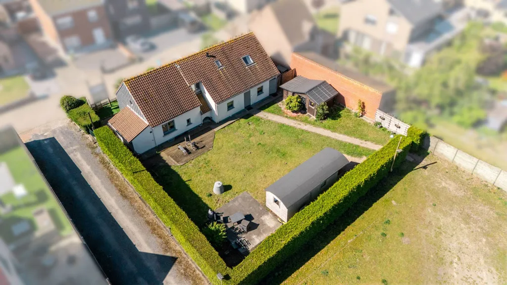 Vista aerea - Renovated House with Equestrian Facilities in Oudenburg