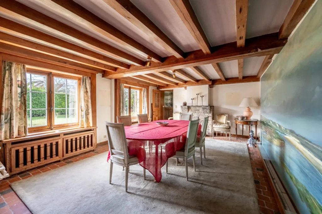 Sala da pranzo - Renovation-Ready House with Golf View in Knokke-Heist