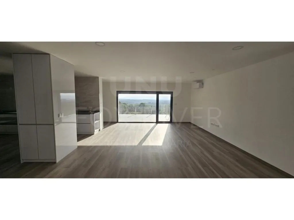 Elutuba - Contemporary Luxury House in Valença