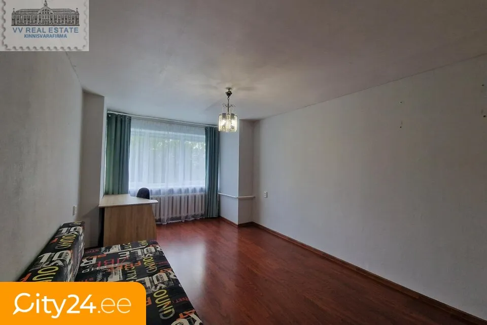 Bedrooms - Top Floor Apartment with Balcony in Narva