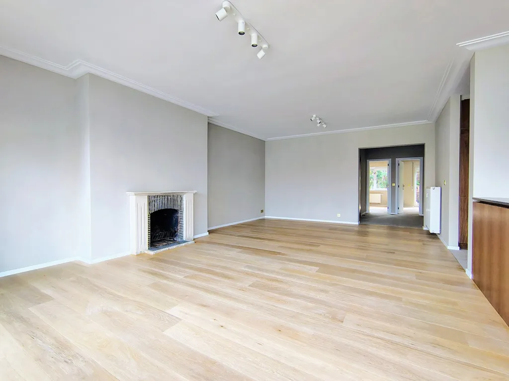 Appartement avec Terrasse et Jardin à Evere