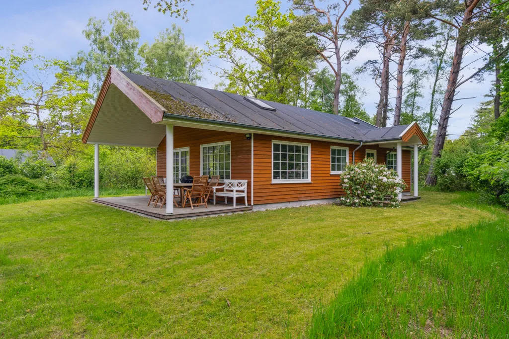 Aed - Holiday Home with Garden near Arresø