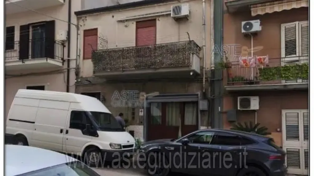 Extérieur - Two-Level Apartment with Attic in Sommatino