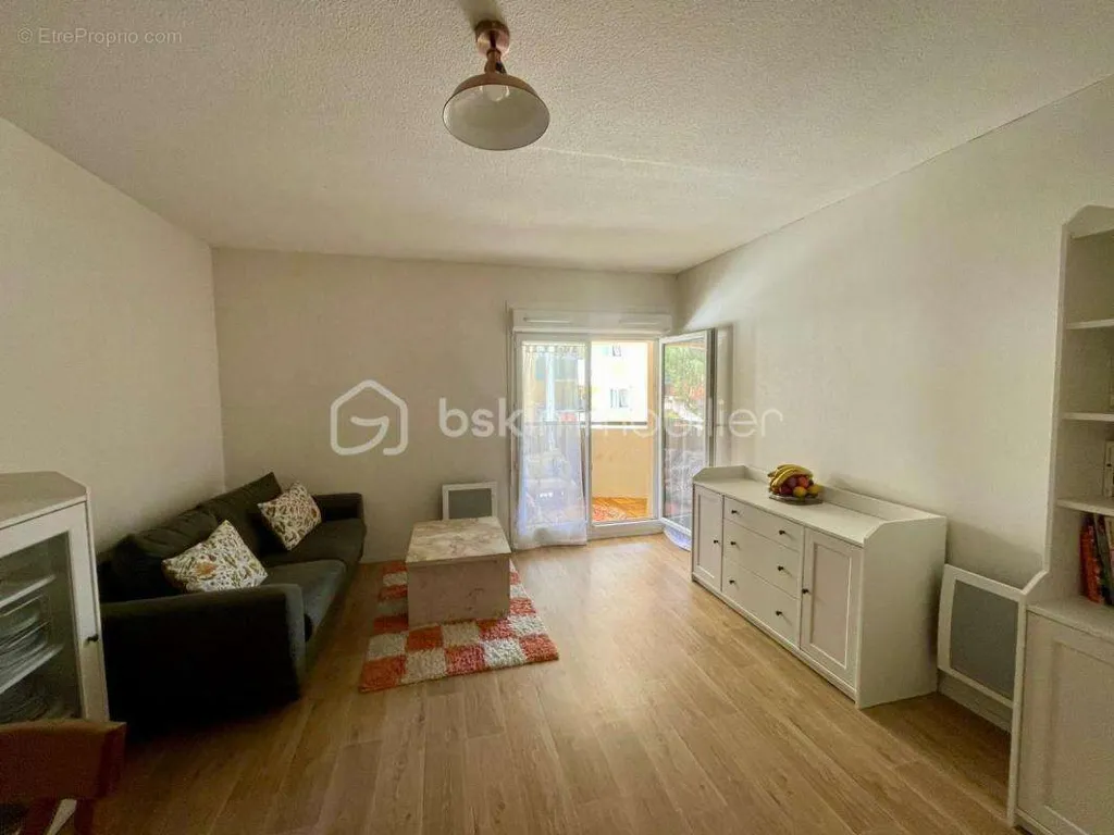 Soggiorno - 2-Bed Apartment with Balcony in Toulouse