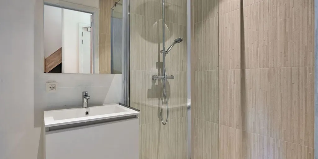 Salles de bain - Appartement avec Terrasse dans le Centre de Leuven