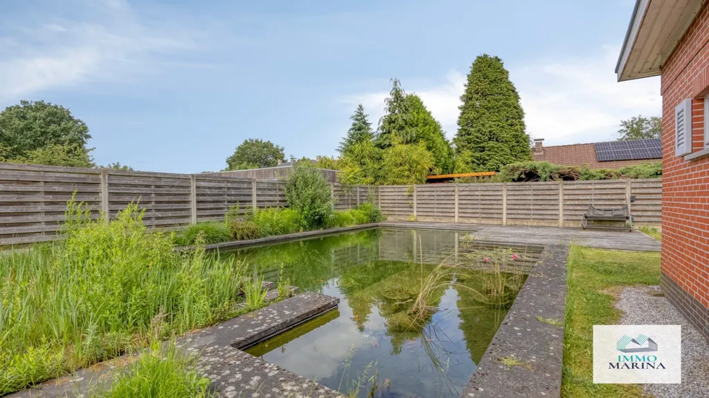 Aed - House with Pool and Terrace in Tremelo
