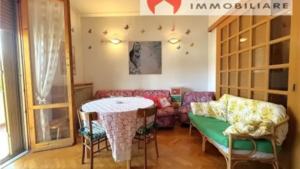 Elutuba - Apartment with Terraces in Scandicci