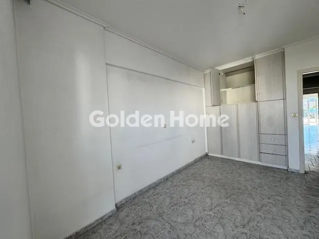 Pièces - Apartment with Sea View in Kallithea - Tzitzifies