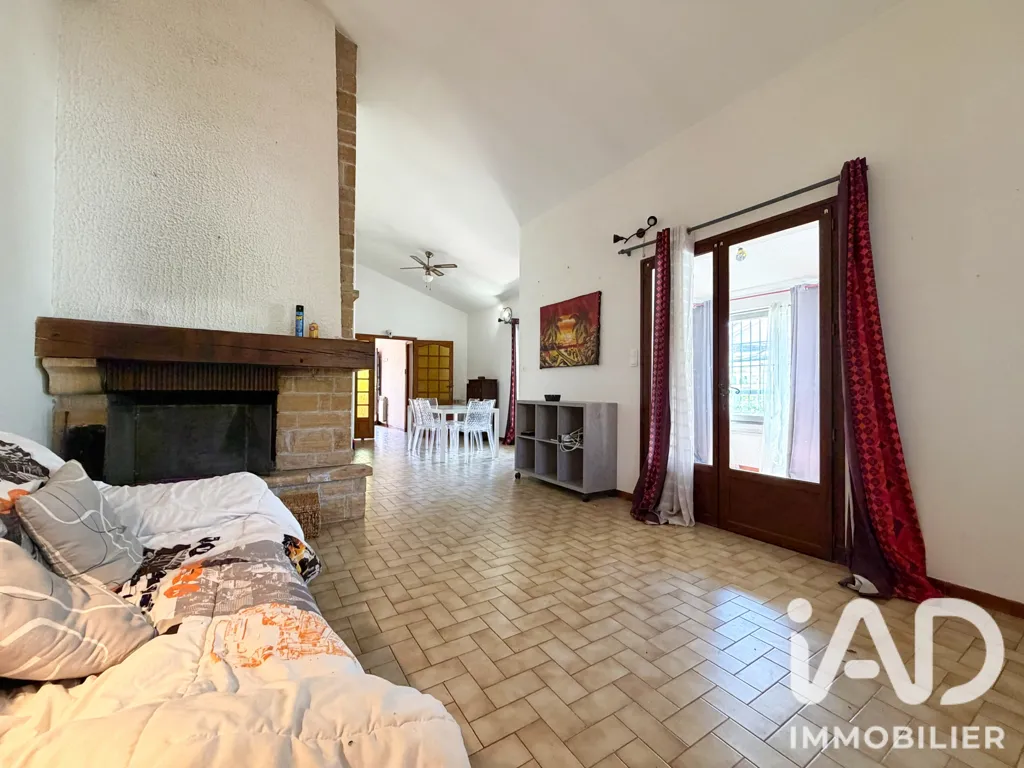 Soggiorno - Three-Faced Villa with Verandas in Perpignan
