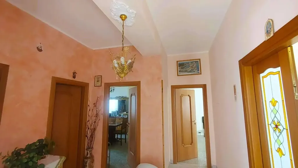 Esik - Apartment with Panoramic Balcony in Barcellona Pozzo di Gotto