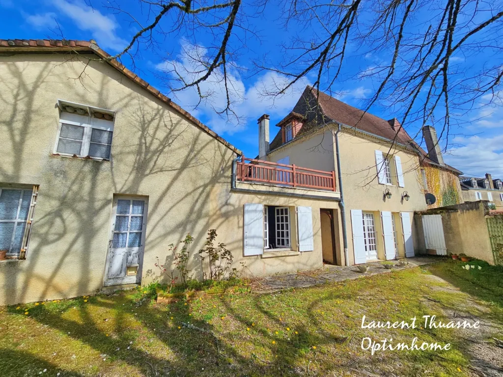 Extérieur - Maison avec Entrepôt en Centre-ville à Thenon