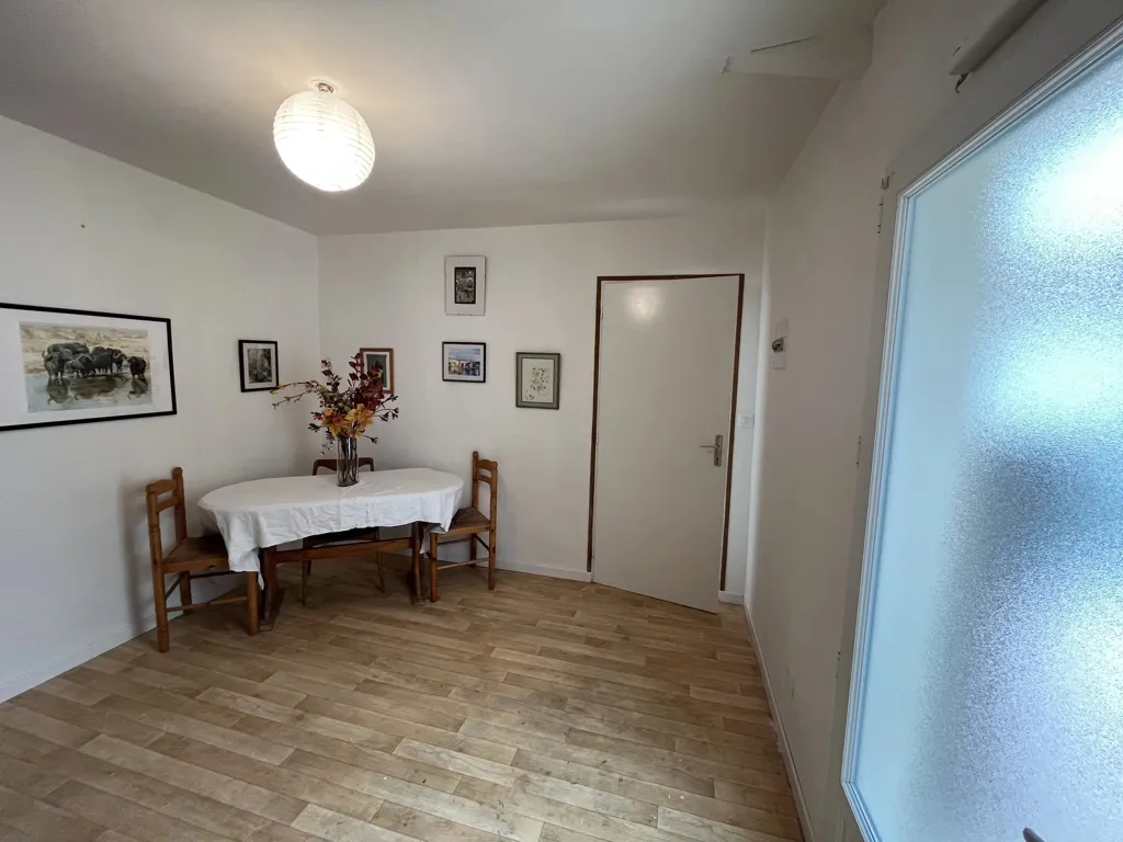 Sala da pranzo - Quirky Hamlet with Veranda in L'Isle Jourdain