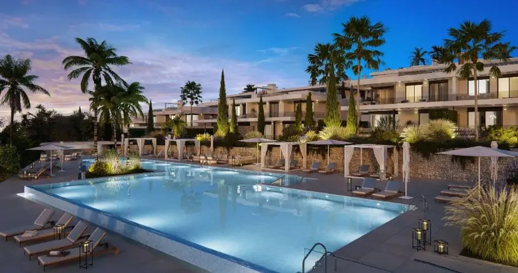 Pool - Luxury Penthouse with Mountain View in Marbella