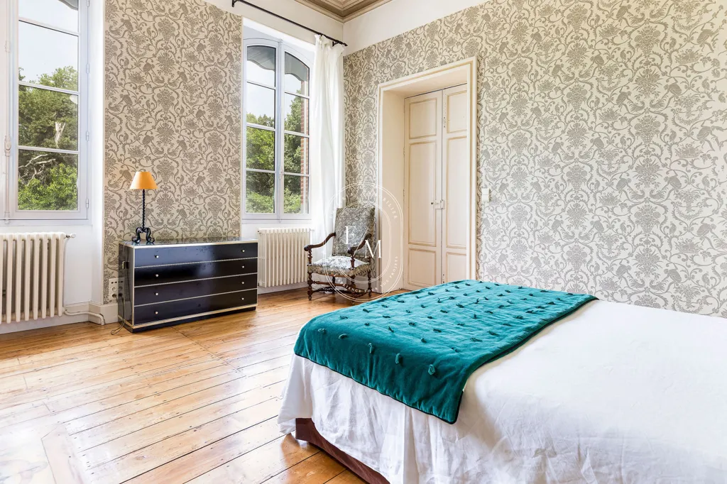 Chambres - Château Historique avec Parc à Saint-Sulpice-La-Pointe