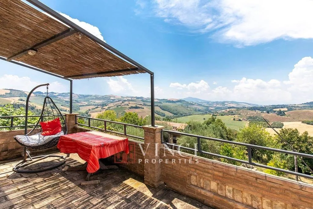 Terrass - Rustic Casale with Pool in Montefiore dell'Aso