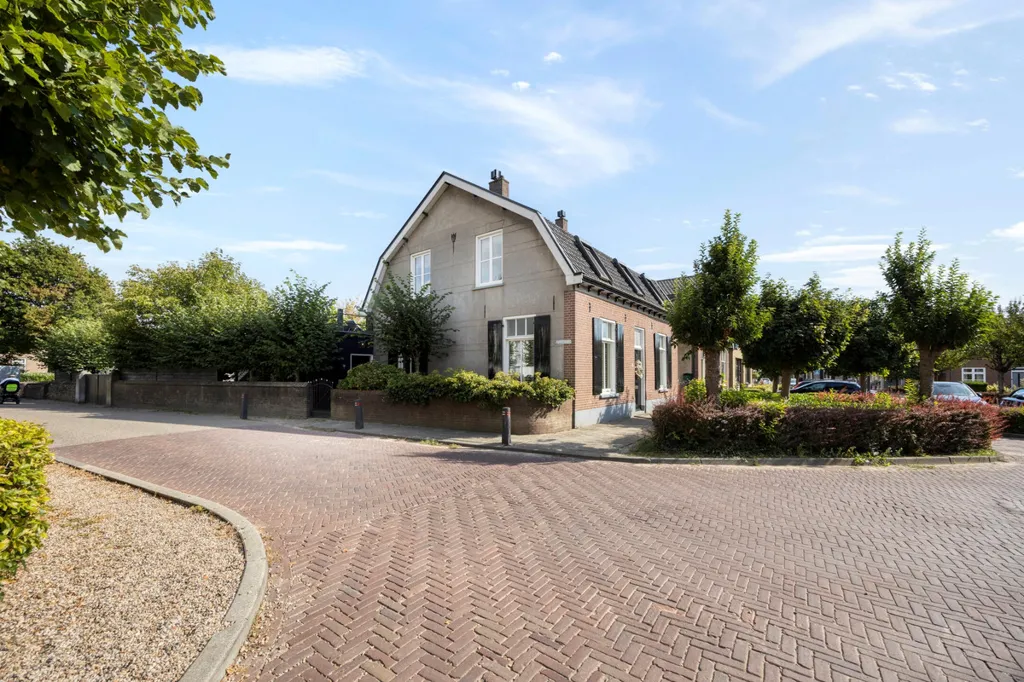 Esterno - Historic House with Dachshaus in Lienden