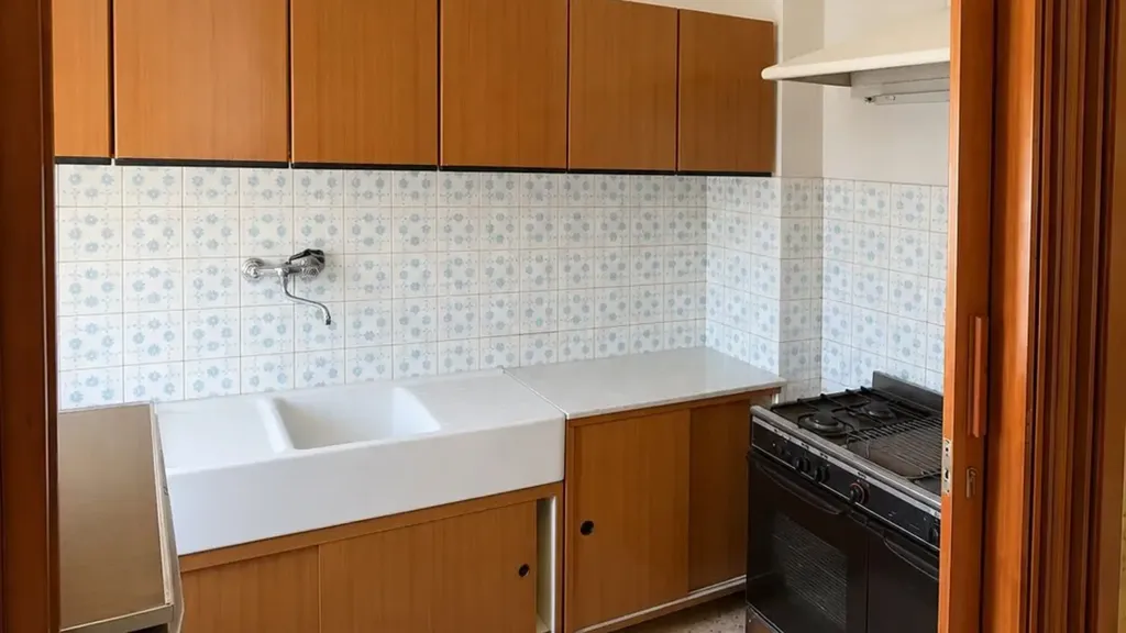 Cucina - Two-Bedroom Apartment in Cosenza