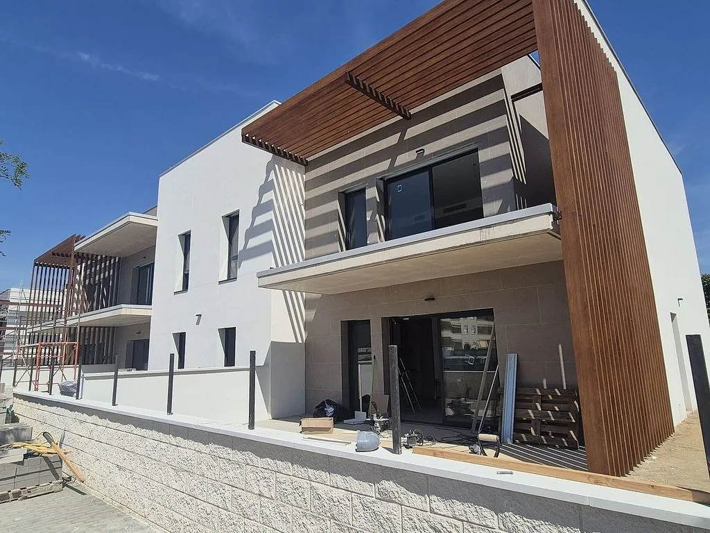 Välivaade - New Flat with Pool in Cambrils