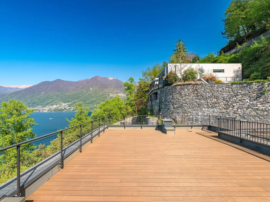Terrass - Modern Villa with Lake View in Torno