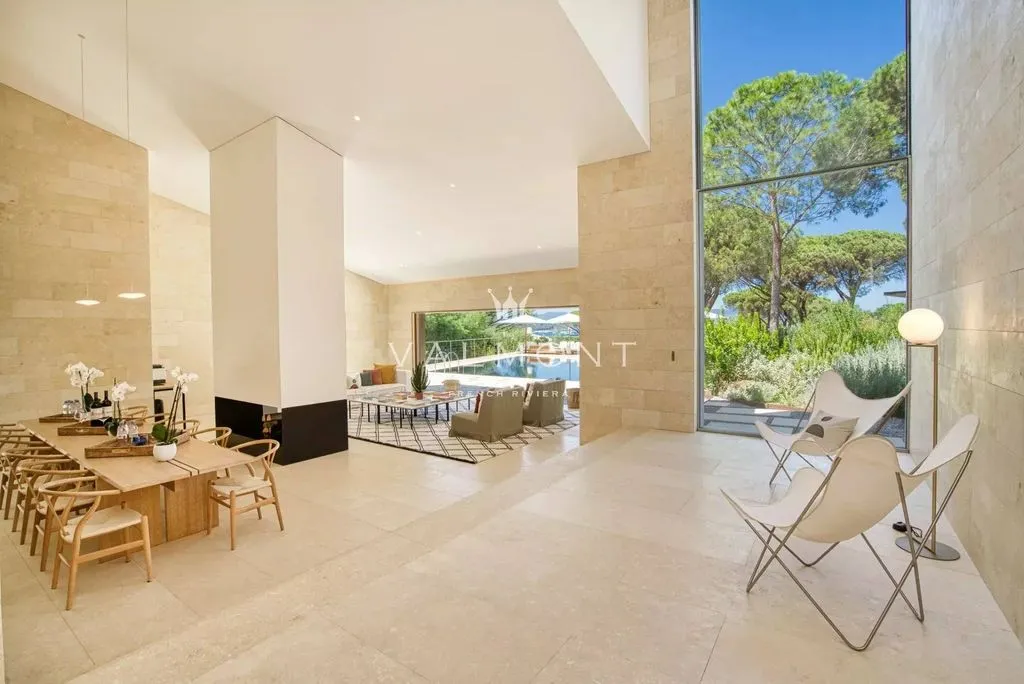 Séjour - Villa Luxueuse avec Vue Mer à Saint-Tropez