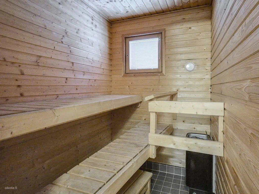 Pièces - Spacious Apartment with Garden in Hollola