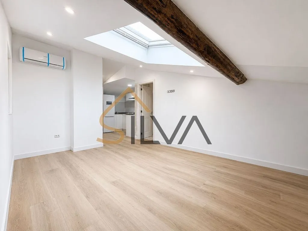 Stanze - Fully Renovated Loft with Balcony in Lugo