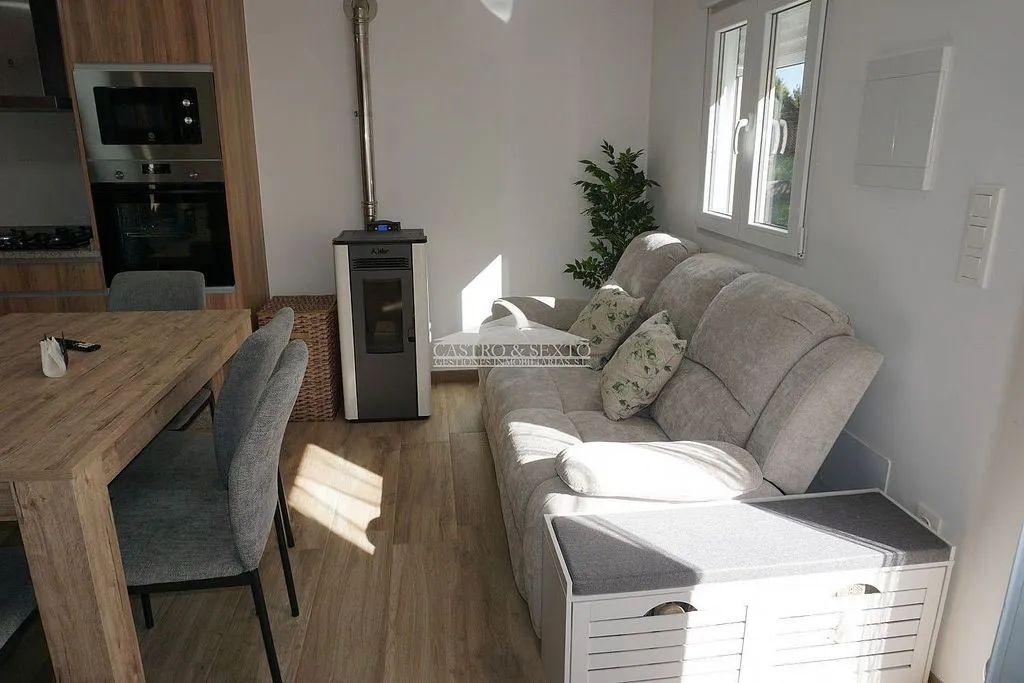 Soggiorno - Renovated House with Garden in Vimianzo