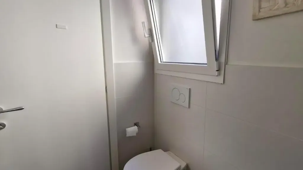 Salles de bain - Semi-Detached House with Private Courtyard in Rio