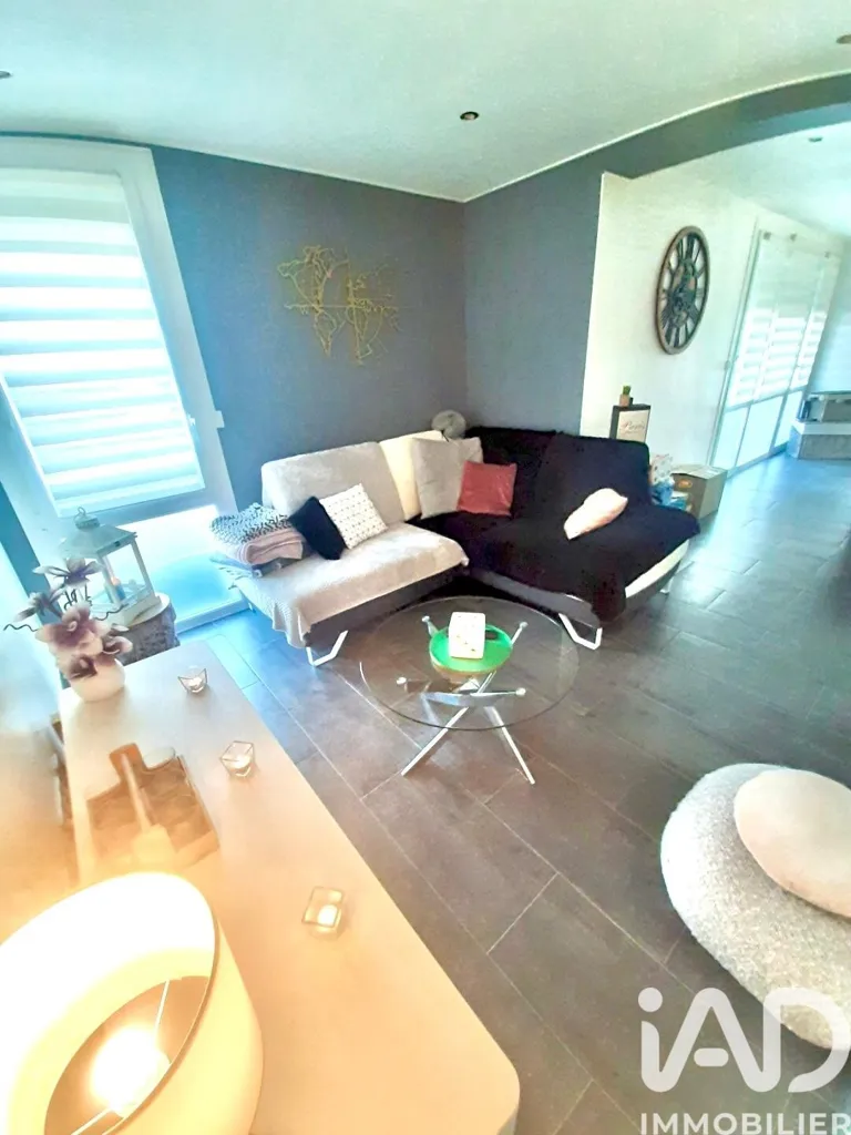Elutuba - Fully Renovated Flat with Balcony in Aisne