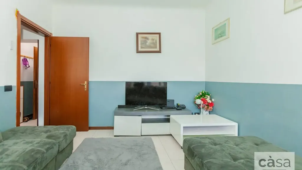 Séjour - Semi-detached Apartment with Balcony in Malnate