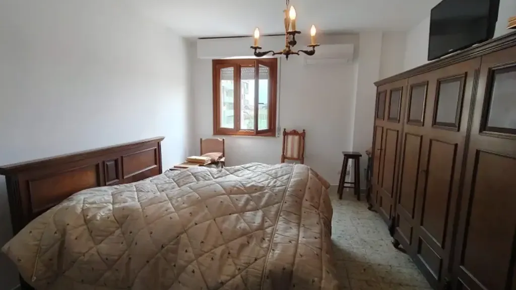Appartement 7 pièces à IT