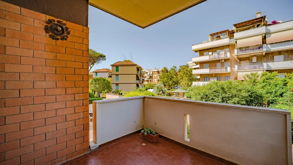 Rõdu - Apartment with Parking in Torvaianica Centre